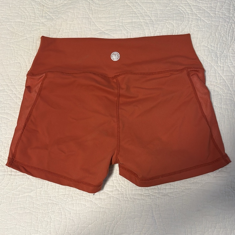 IAB shorts size Large - Picture 2 of 3